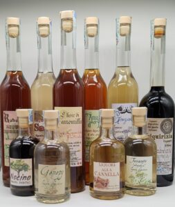 Vendita liquore alle erbe in Liguria